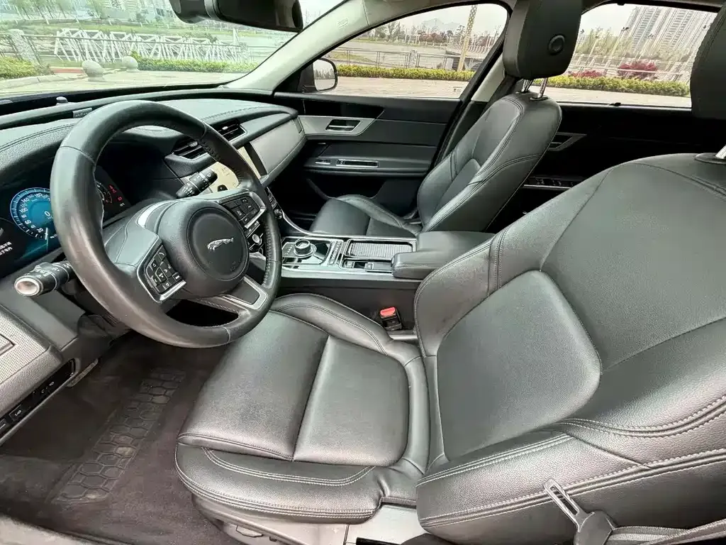 Jaguar XFL 2021 из CN, фото 4