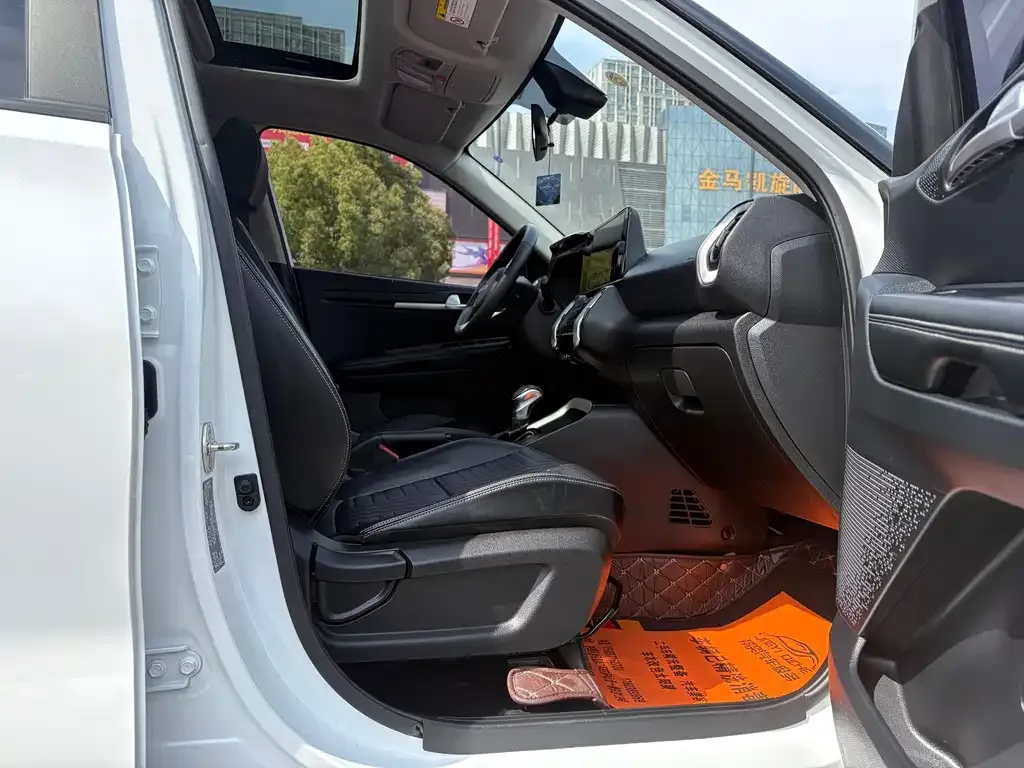 Kia Sonet 2024 из CN, фото 7