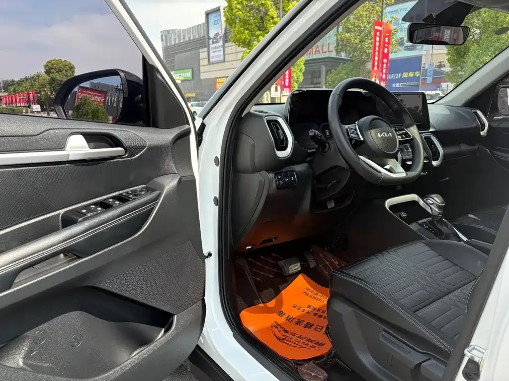 Kia Sonet 2024 из CN, фото 9