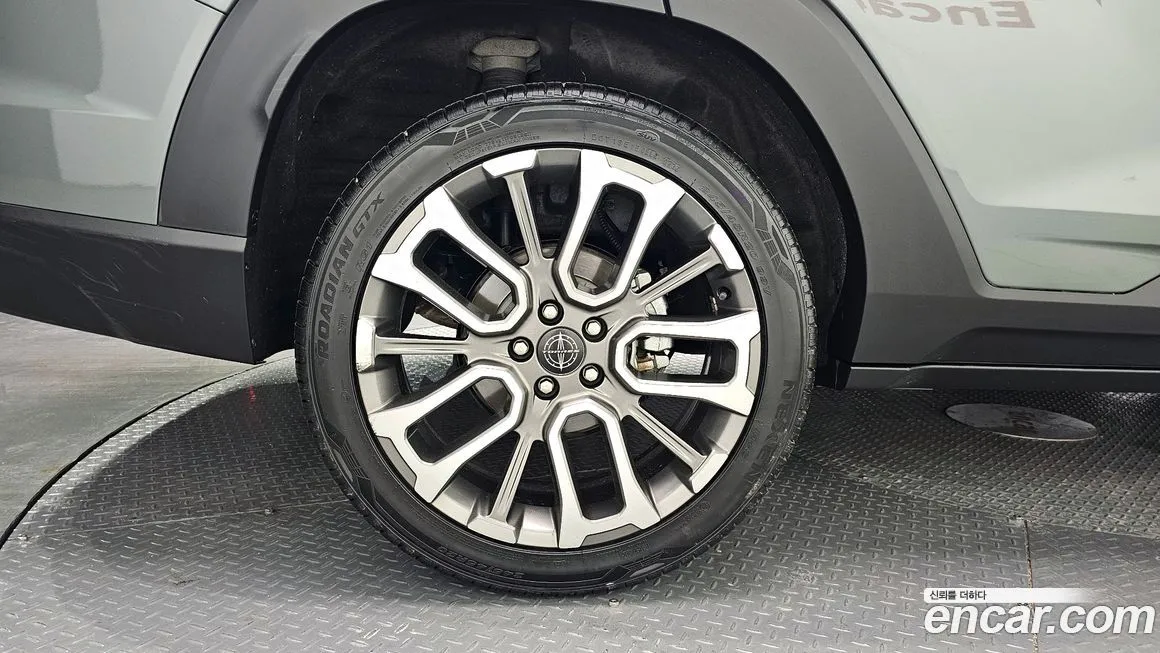 KG Mobility (Ssangyong) Torres — фото 9