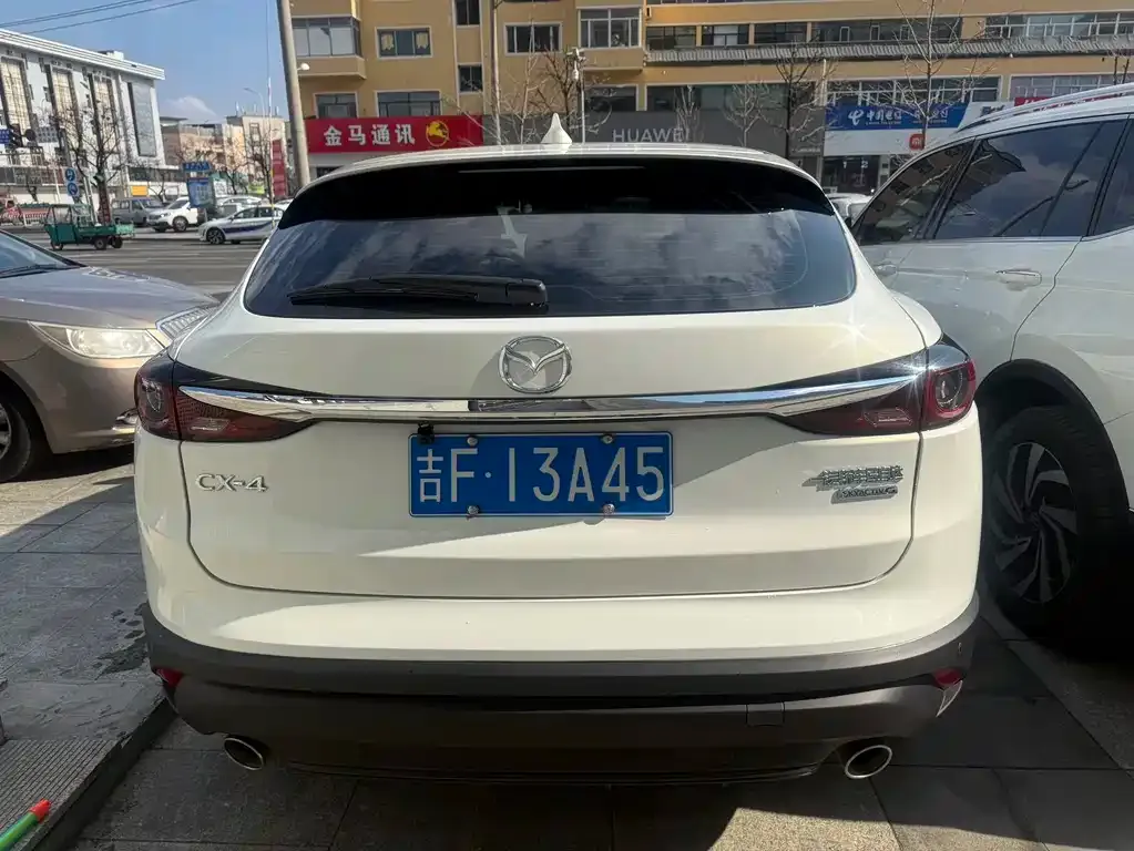 Mazda CX-4 — фото 5