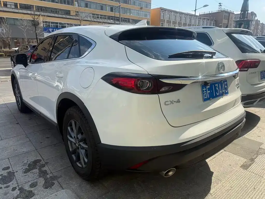 Mazda CX-4 — фото 7