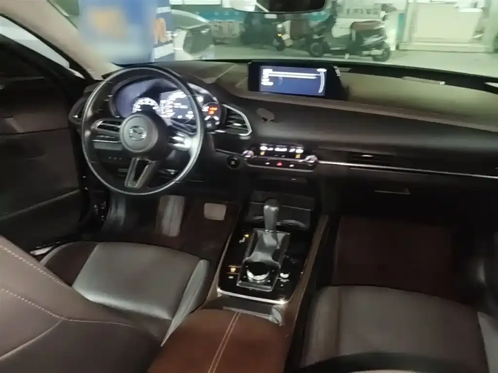 Mazda CX-30 2021 из CN, фото 8