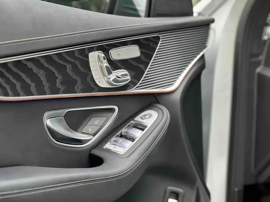 Mercedes-Benz EQC 2021 из CN, фото 2