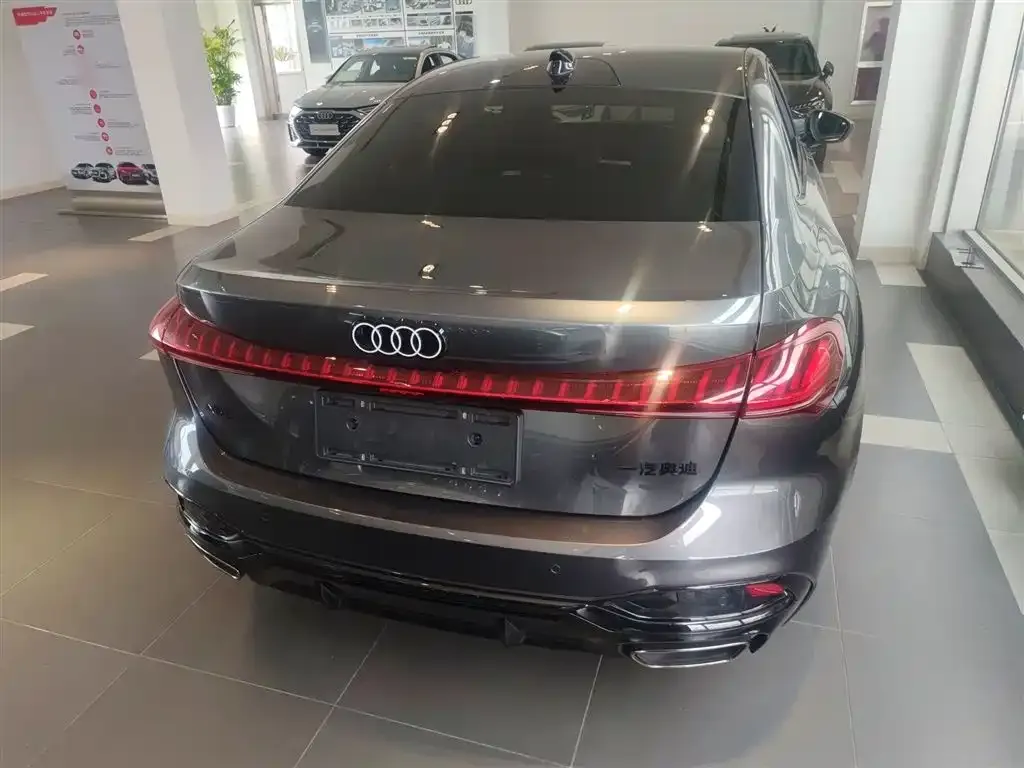 Audi A5L 2025 из CN, фото 5