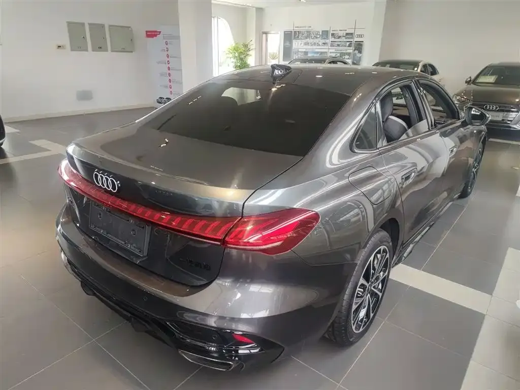 Audi A5L 2025 из CN, фото 4
