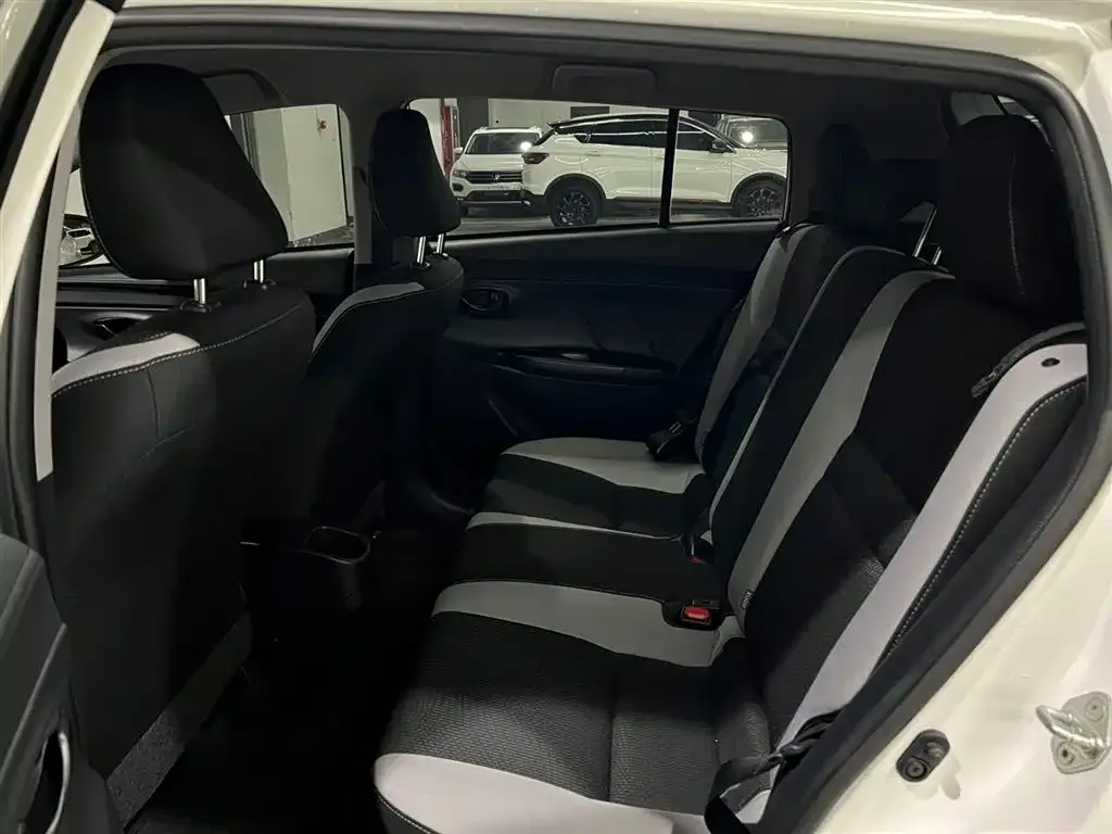 Toyota Yaris L 2021 из CN, фото 5