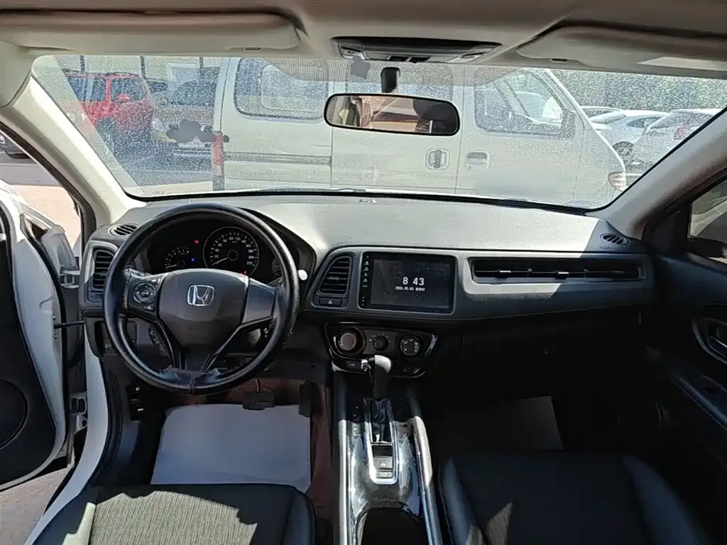 Honda Vezel 2021 из CN, фото 8