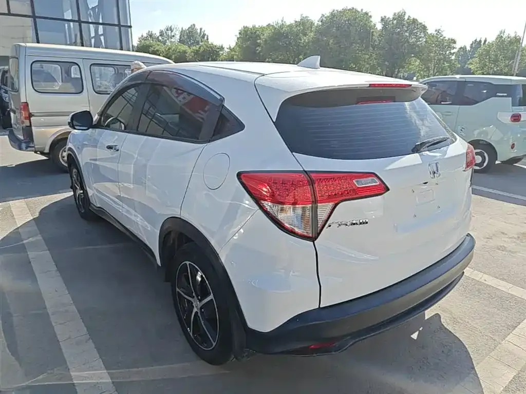 Honda Vezel 2021 из CN, фото 2