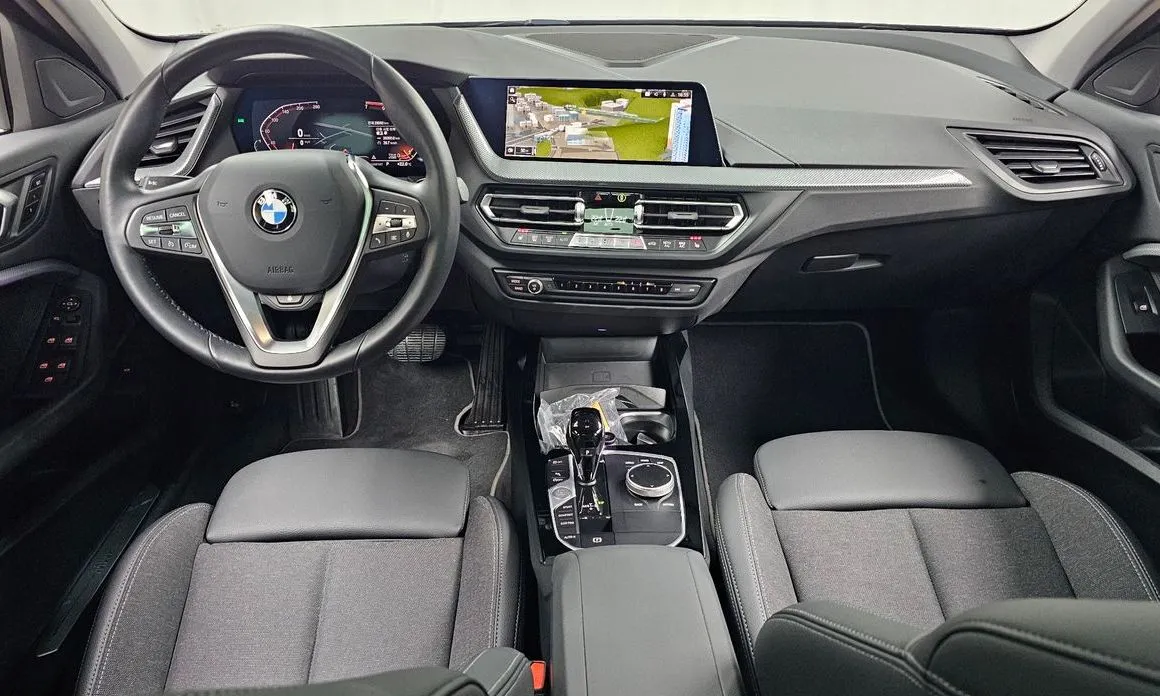 BMW 1-Series 2023 из KR, фото 9