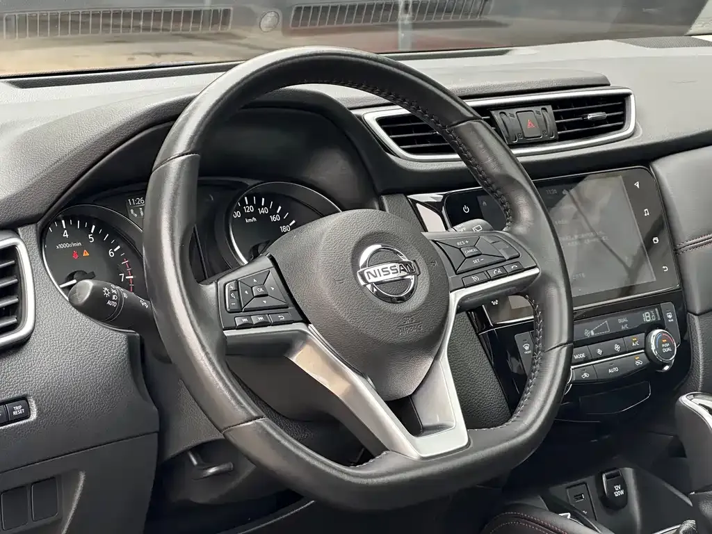 Nissan Qashqai — фото 3