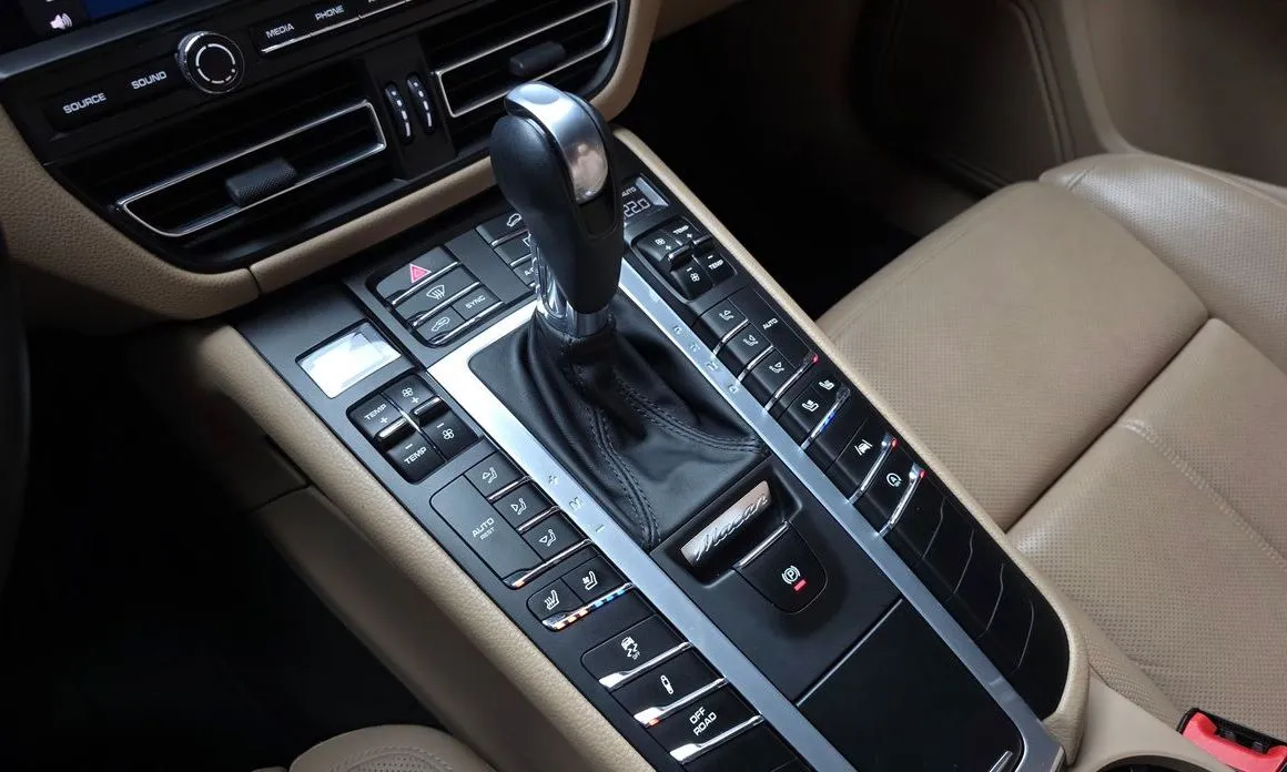 Porsche Macan 2021 из KR, фото 4
