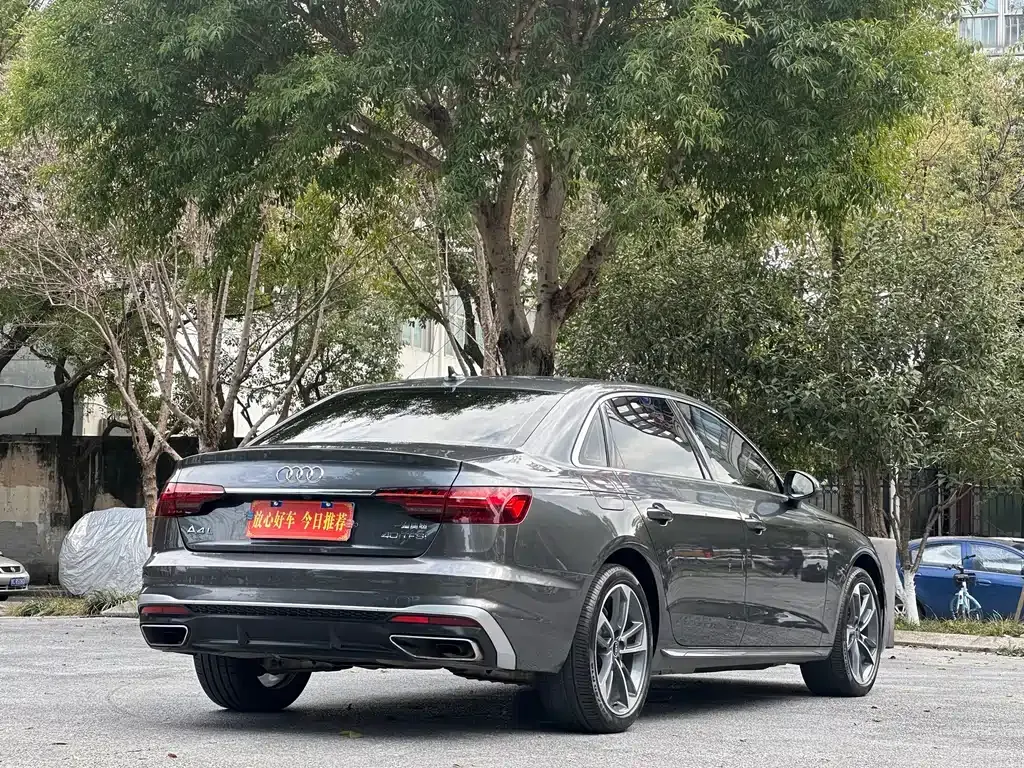Audi A4L — фото 9
