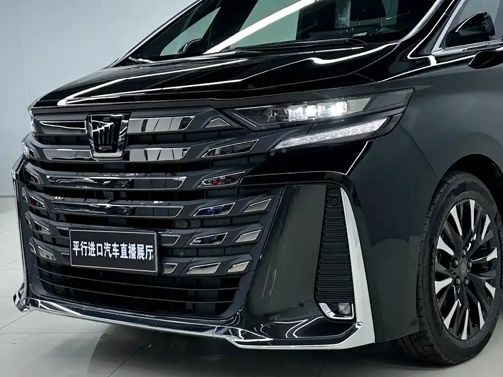 Toyota Vellfire — фото 5