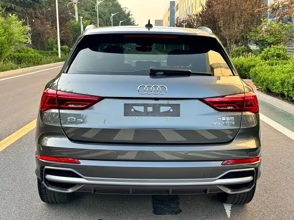 Audi Q3 — фото 5