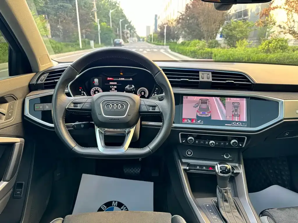 Audi Q3 — фото 2