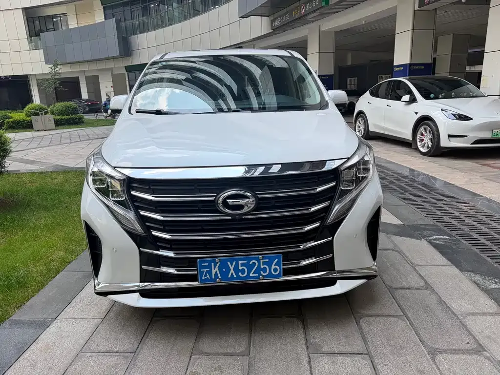 GAC Motor Trumpchi M8 — фото 9
