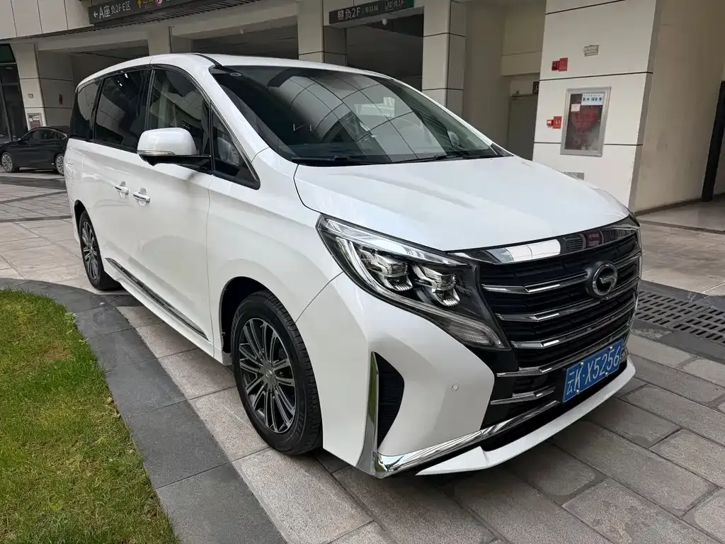 GAC Motor Trumpchi M8 — фото 10
