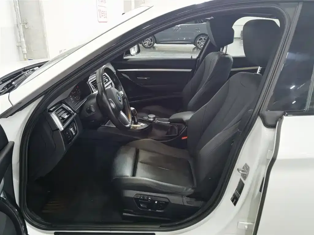 BMW 3 Series GT 2021 из CN, фото 10