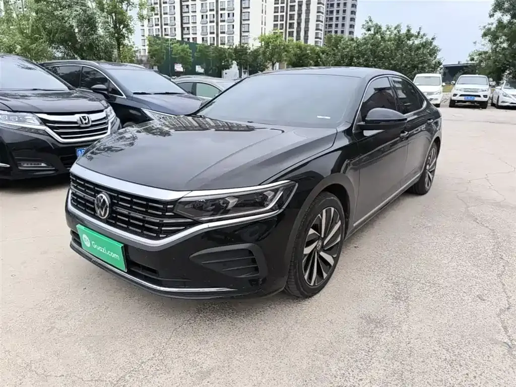 Volkswagen Passat — фото 9