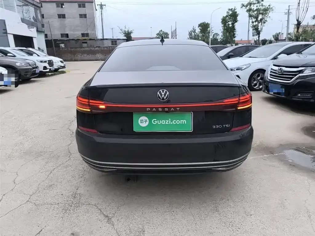 Volkswagen Passat — фото 7