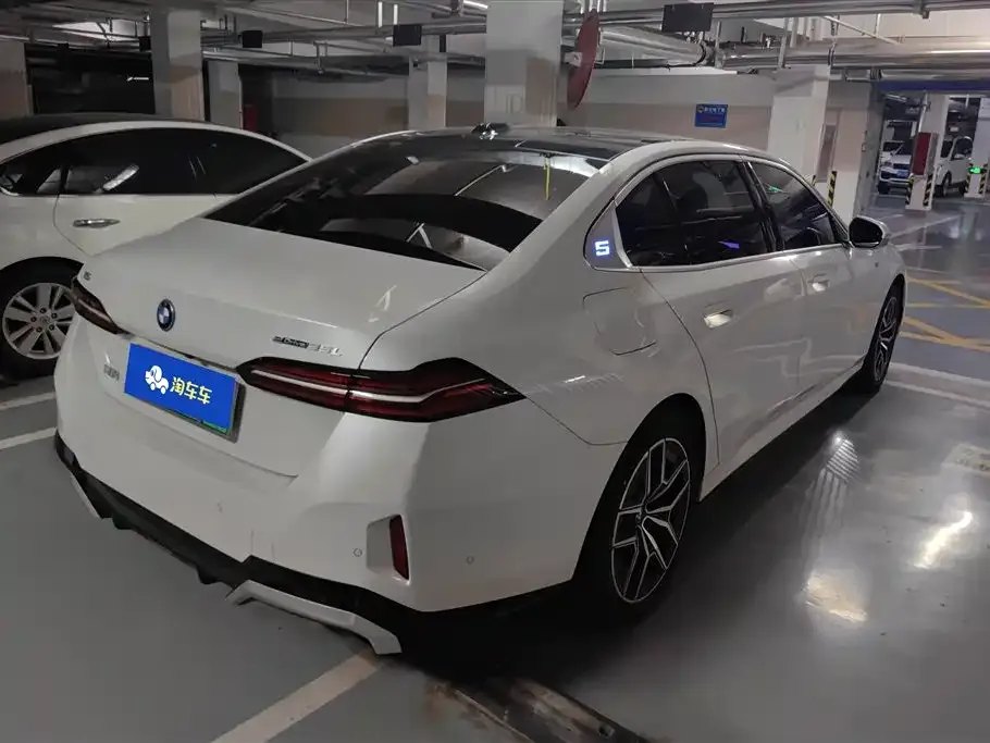 BMW i5 2024 из CN, фото 7