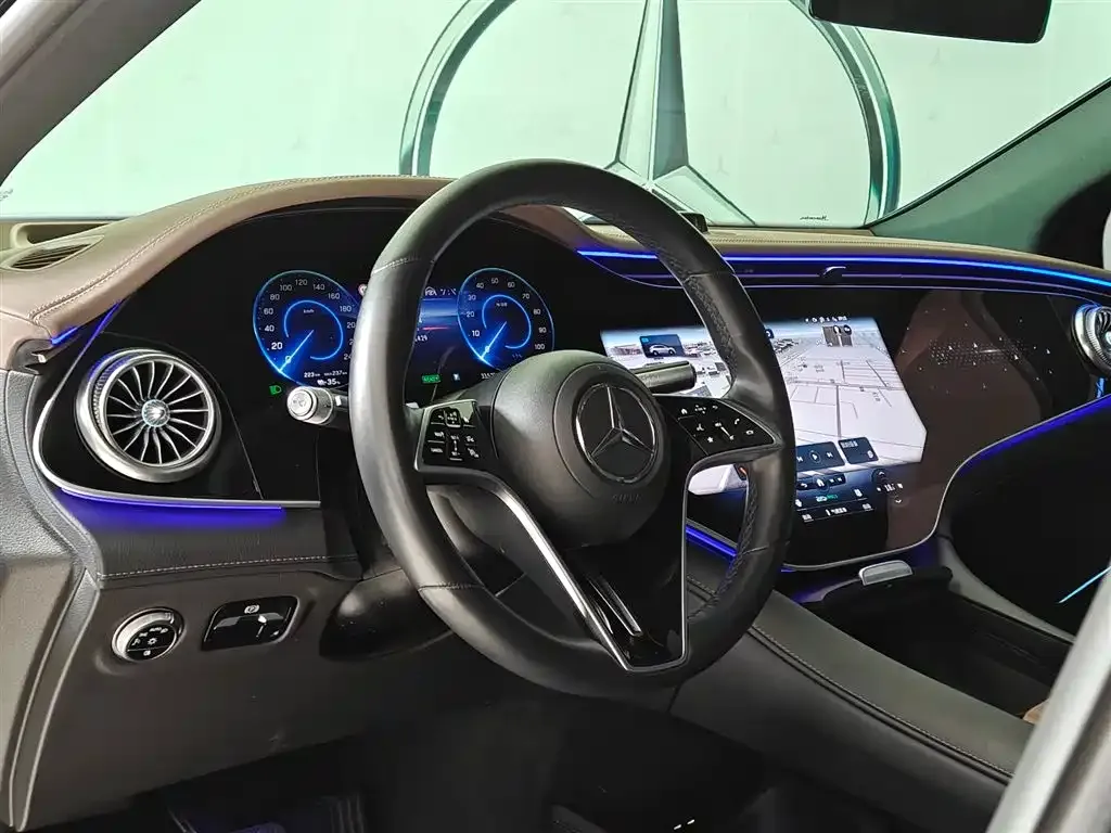 Mercedes-Benz EQS SUV 2023 из CN, фото 4