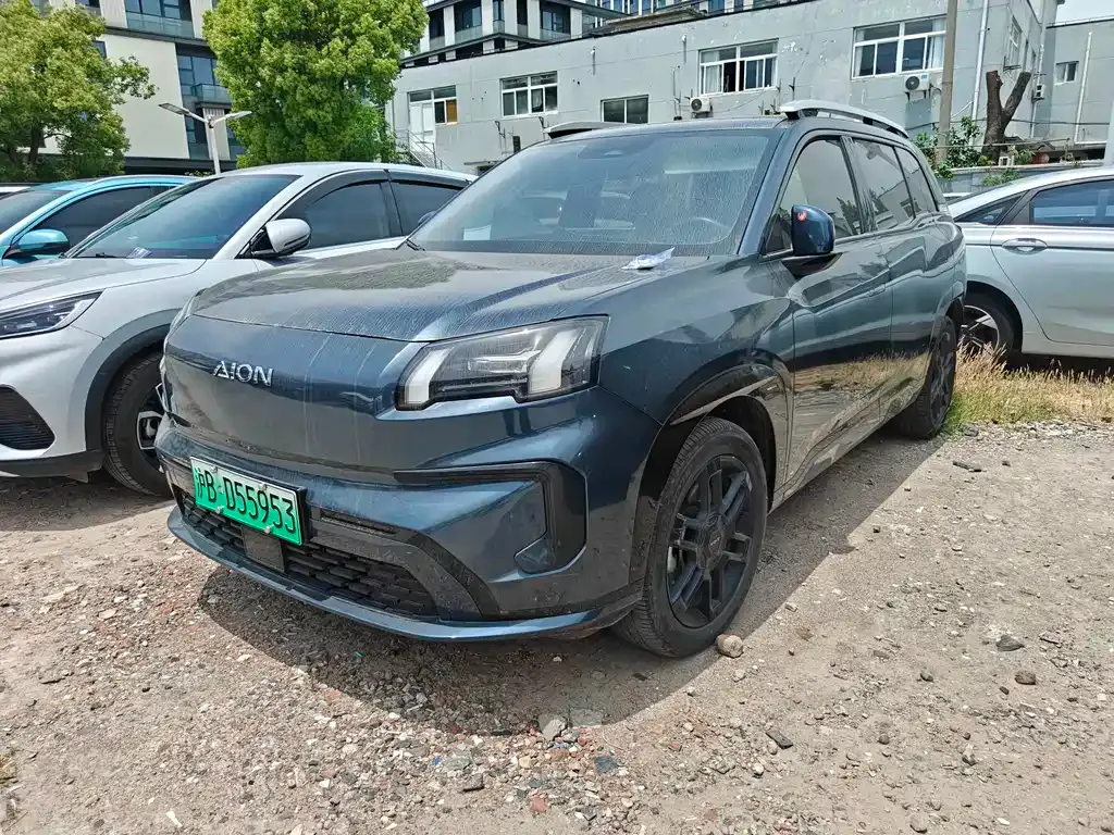 Aion V