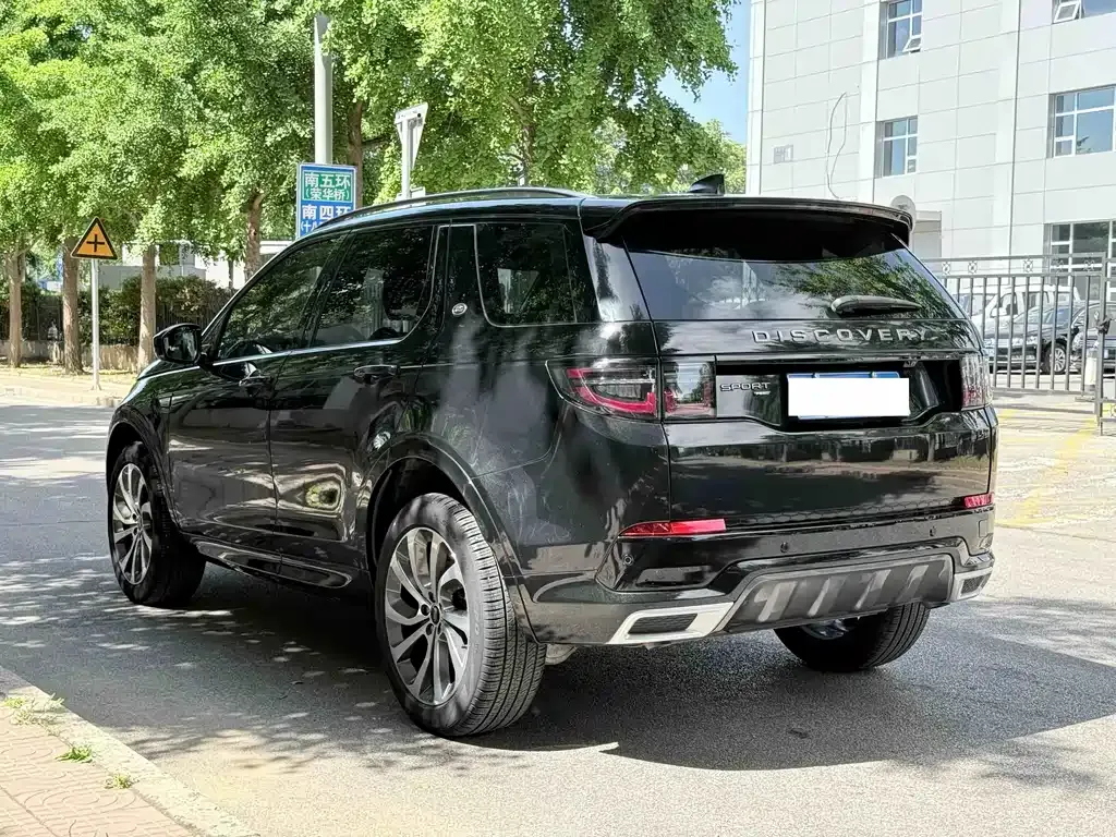 Land Rover Discovery Sport — фото 4