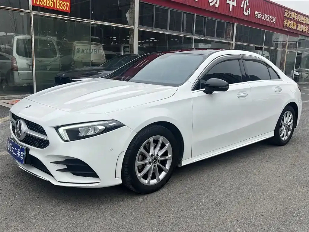Mercedes-Benz A-Class — фото 1