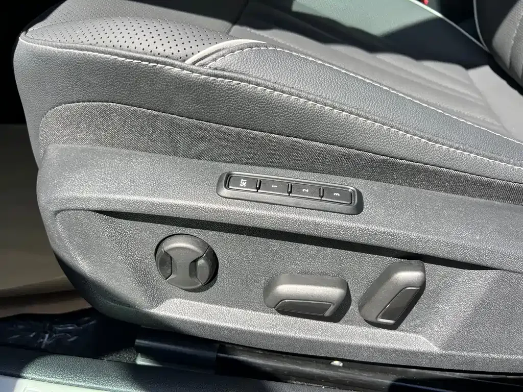 Volkswagen Passat — фото 6