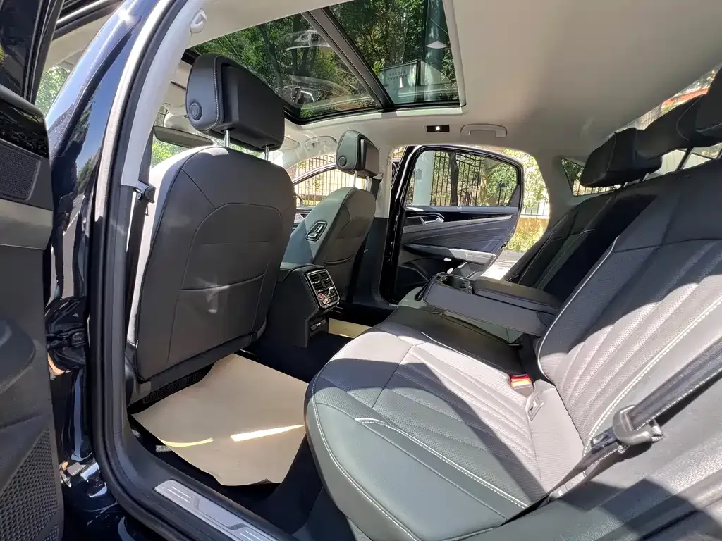Volkswagen Passat — фото 3