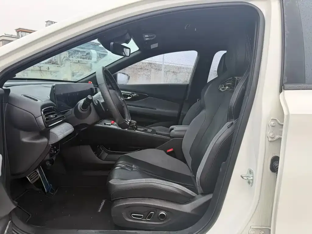 GAC Motor Shadow Leopard — фото 6