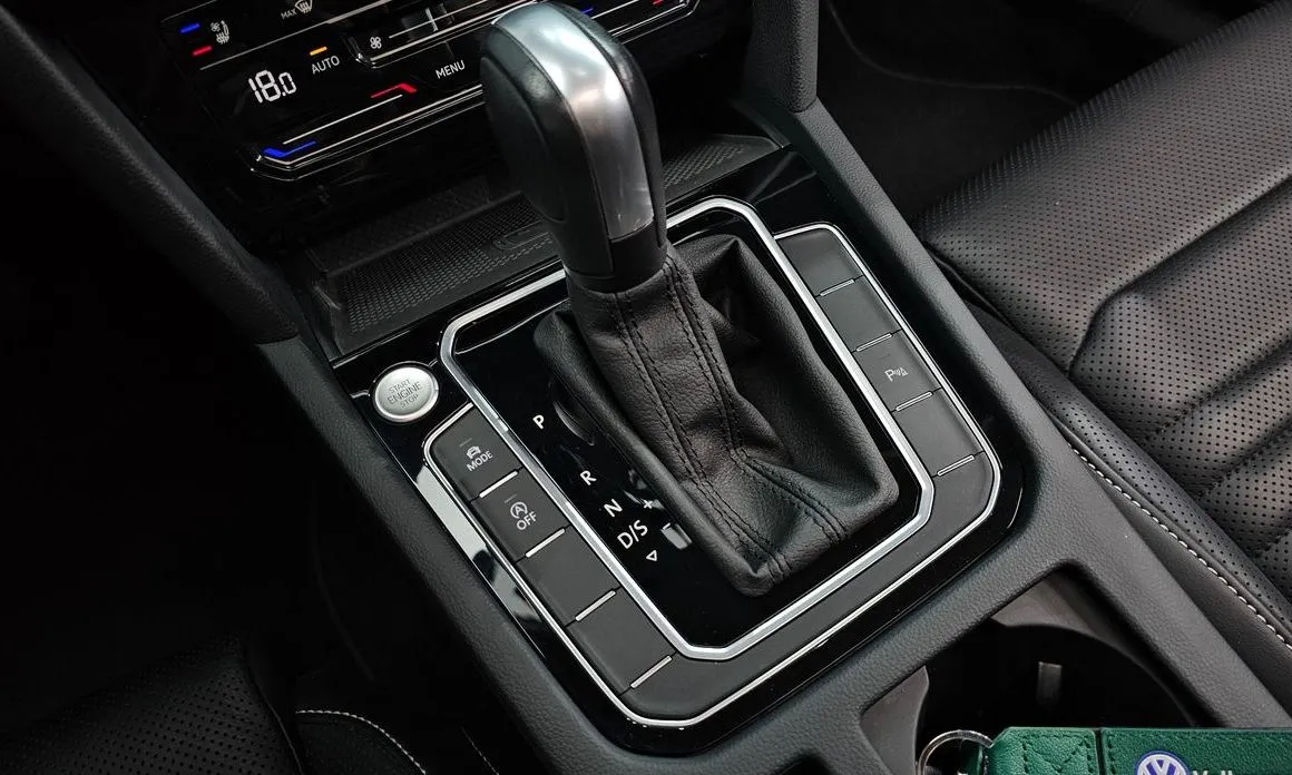 Volkswagen Passat 2022 из KR, фото 4