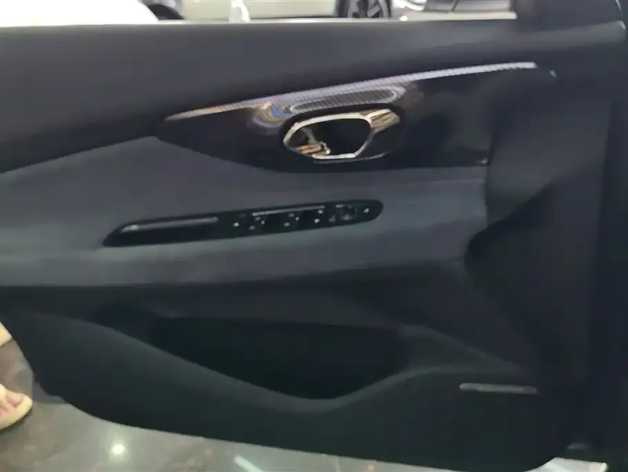 GAC Motor Shadow Leopard — фото 2