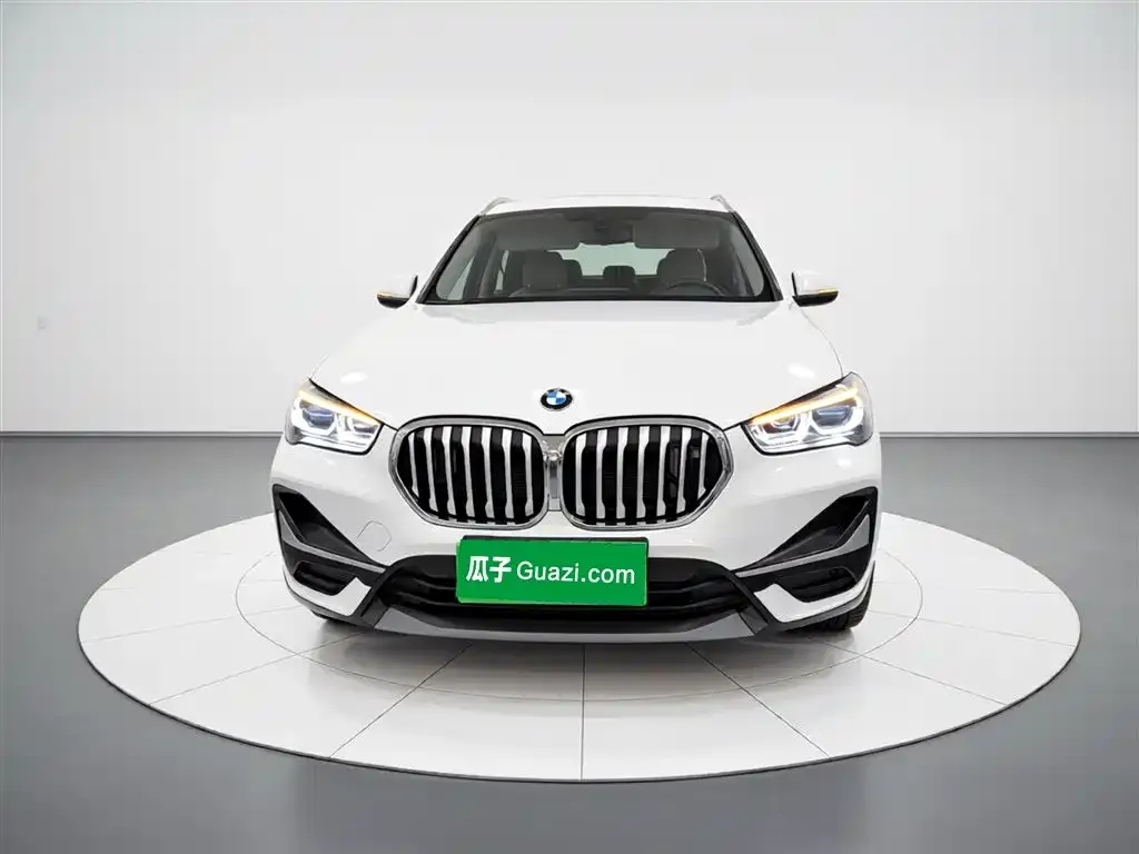 BMW X1 — фото 2
