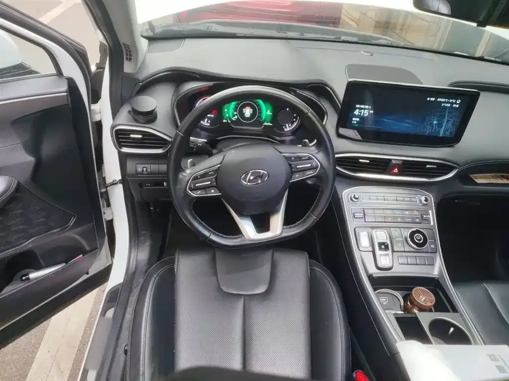 Hyundai Santa Fe 2023 из CN, фото 9