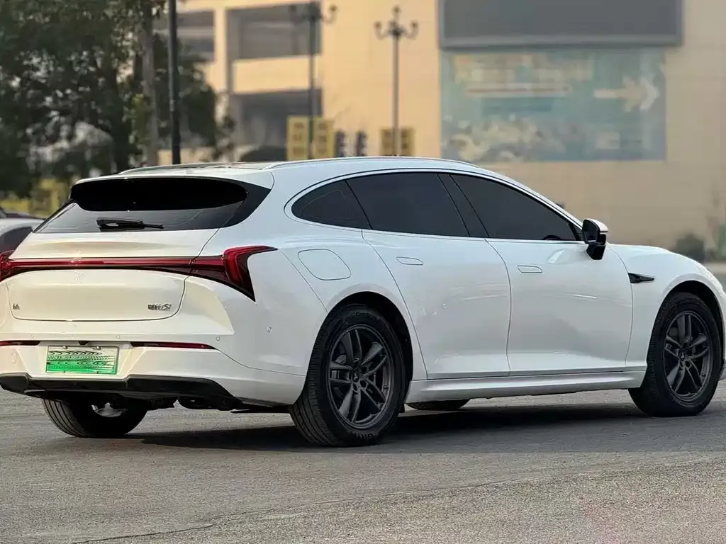 Neta S Shooting Brake 2025 из CN, фото 7