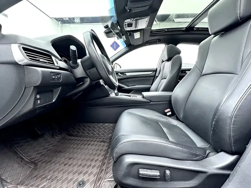 Honda Inspire 2023 из CN, фото 7