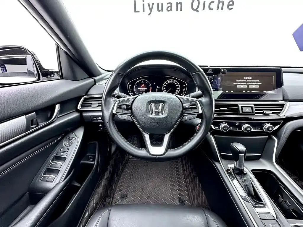 Honda Inspire 2023 из CN, фото 4