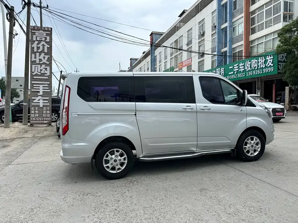 Ford Transit 2021 из CN, фото 2