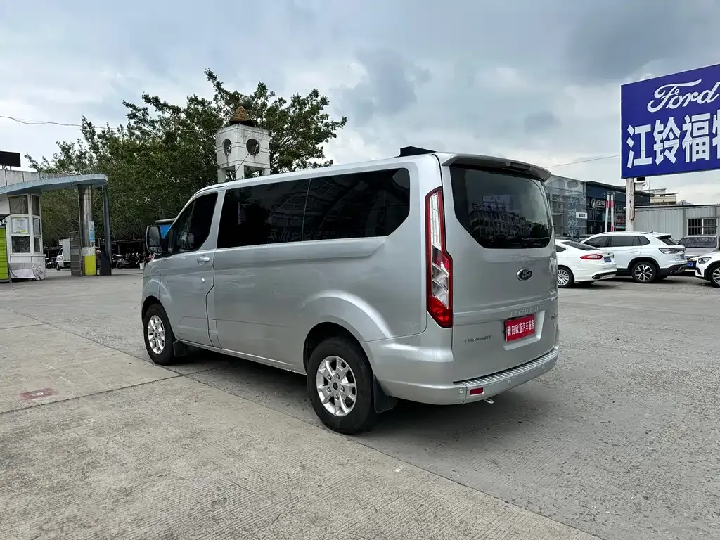 Ford Transit 2021 из CN, фото 4