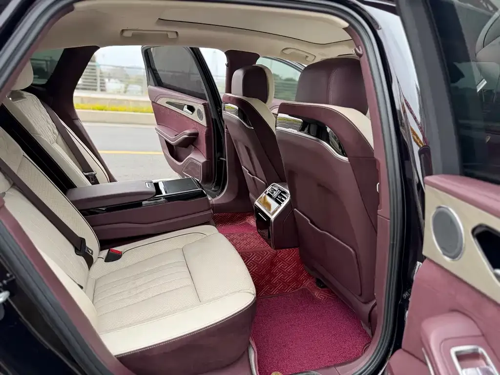 Hongqi H9 2023 из CN, фото 4