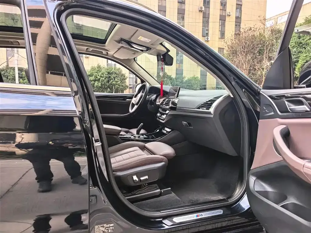 BMW X3 2021 из CN, фото 8
