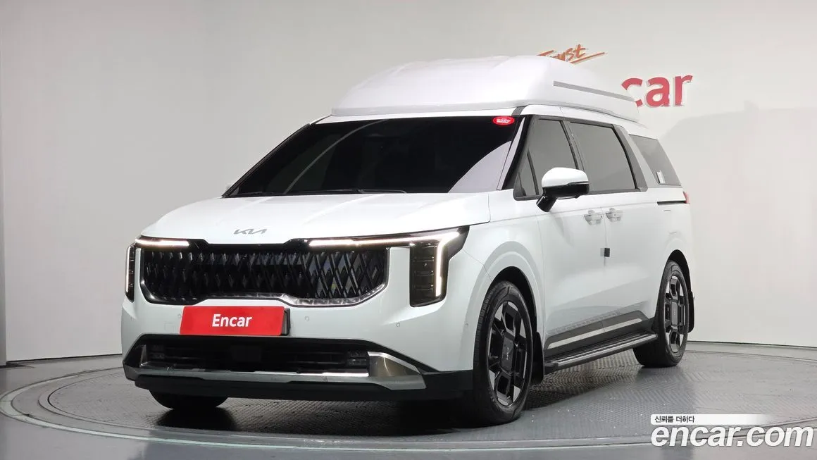 Kia Carnival HEV 9-Seater Hi-Limousine (Special Vehicle) 1