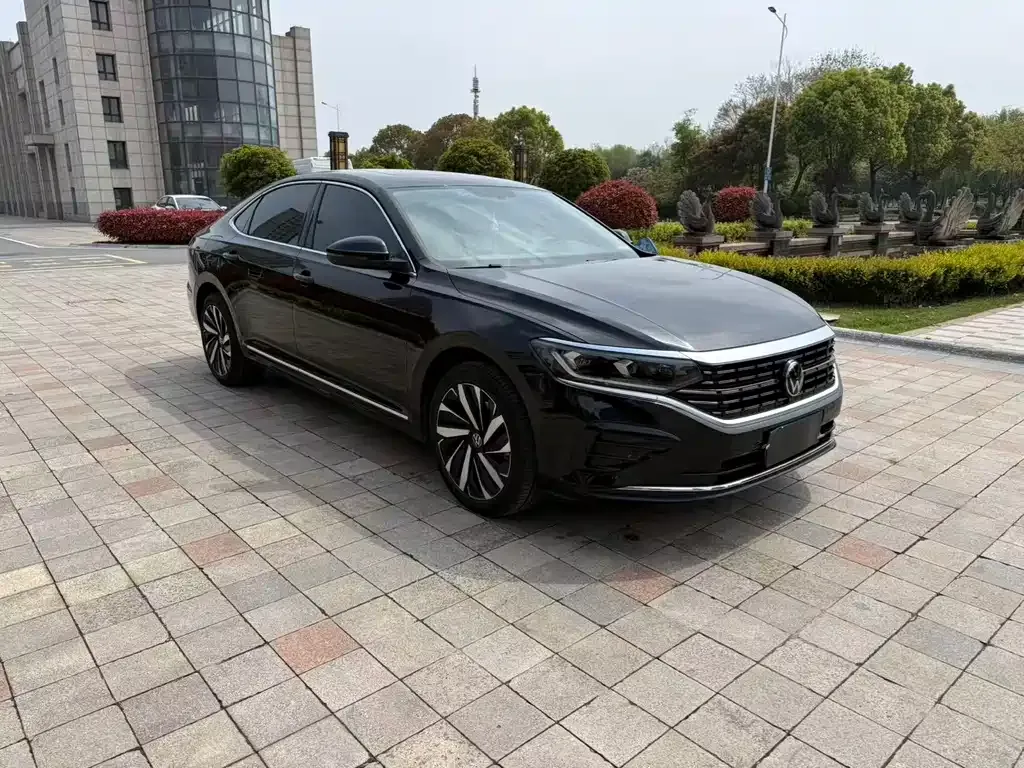 Volkswagen Passat — фото 3