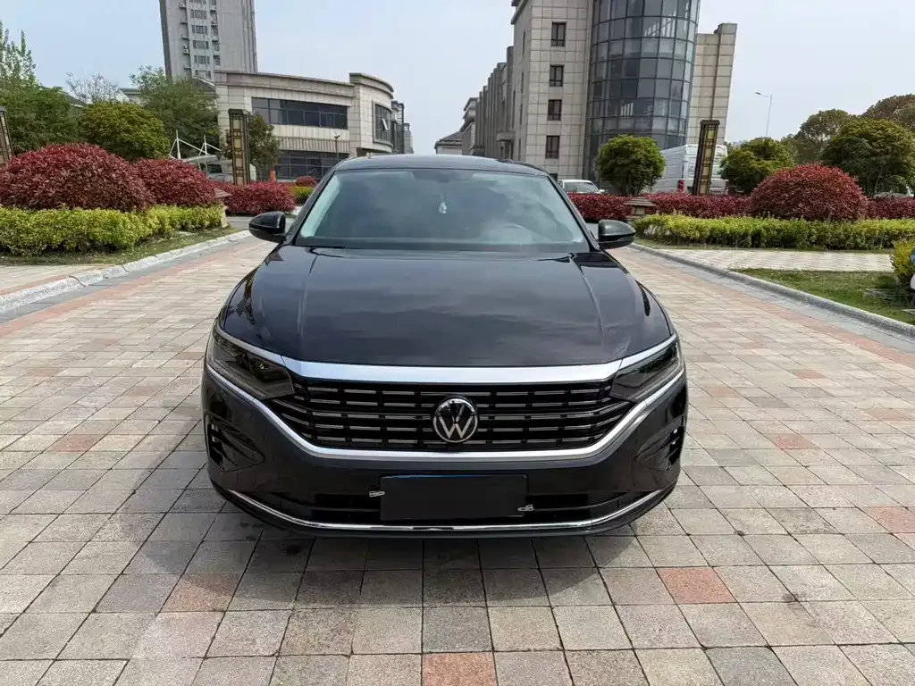 Volkswagen Passat — фото 5