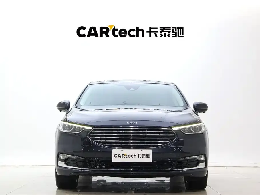 Ford Taurus 2021 из CN, фото 2