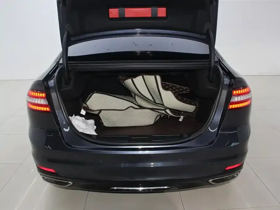 Ford Taurus 2021 из CN, фото 10