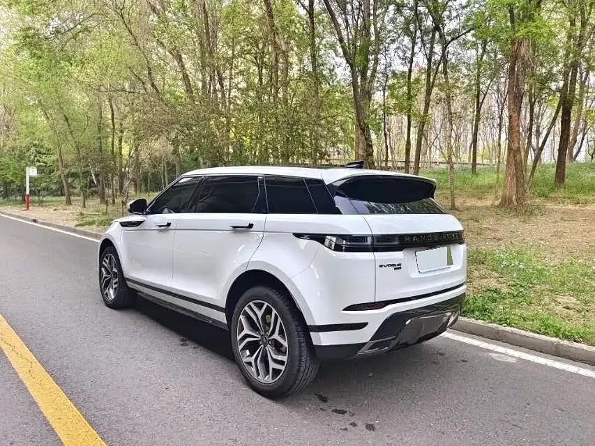 Land Rover Evoque 2024 из CN, фото 4